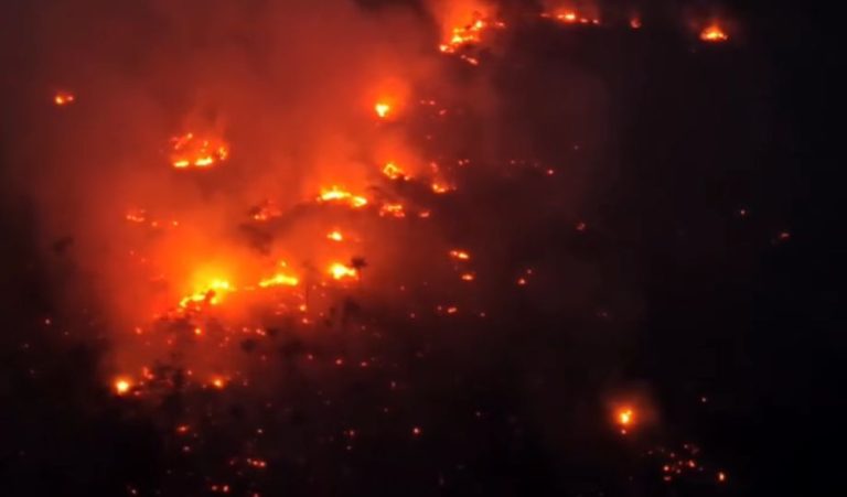 Fumaça de incêndio em Iranduba encobre Manaus e prejudica qualidade do ar